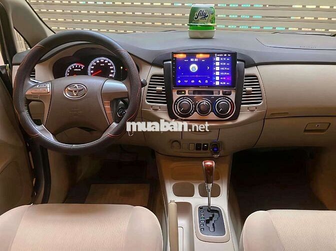 Gia đình cần bán Toyota Innova 2.0G sx 2016