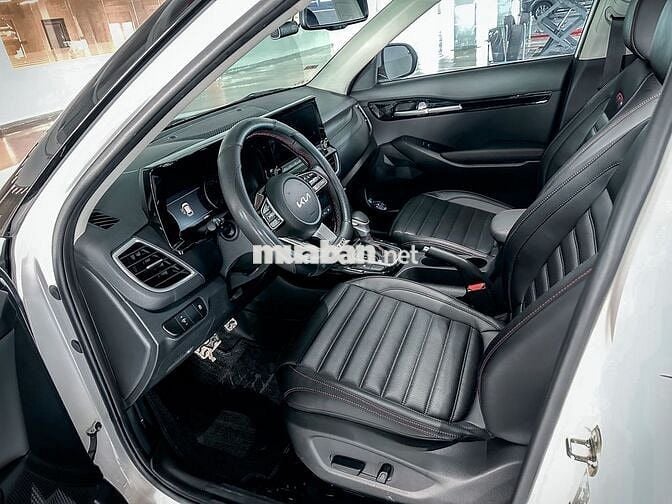 Kia Seltos 1.4 AT GT-Line 2024 Trắng 14.400 km