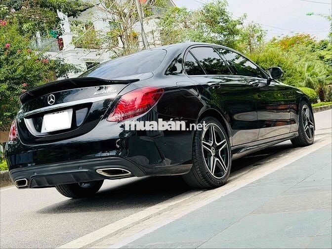 Mercedes-Benz C300 AMG 2019 Full Options Đen