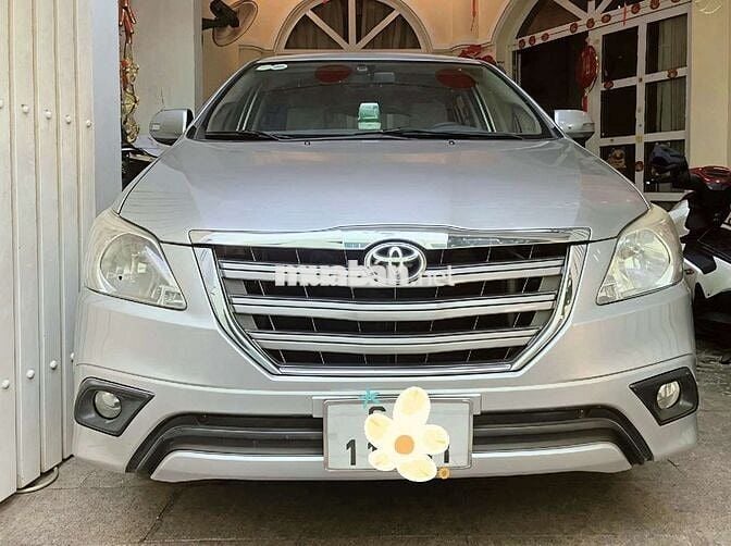 Gia đình cần bán Toyota Innova 2.0G sx 2016