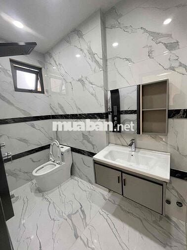 MẶT TIỀN HẺM KINH DOANH 10M – CHỈ 50M RA LÊ THỊ HÀ – THÔNG TÔ KÝ