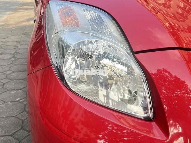 Toyota Yaris 1.5G 2013 màu đỏ