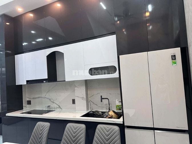 Bán nhà 2 tầng 2 mê kiệt Điện Biên Phủ