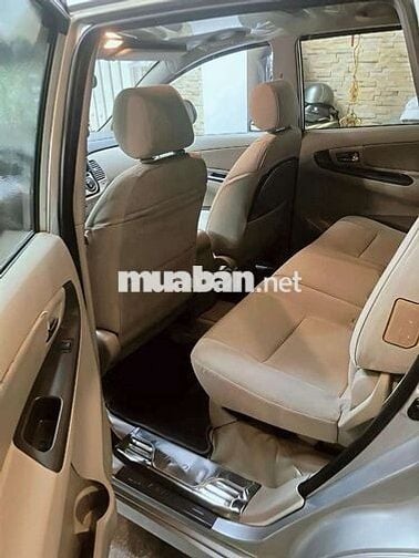 Gia đình cần bán Toyota Innova 2.0G sx 2016