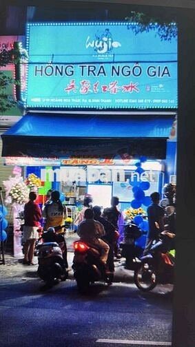Tuyển dụng 2NV bán trà sữa Hồng Trà Ngô Gia