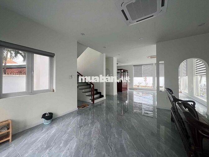 Cho Thuê Biệt Thự Vườn 550m2 - P.Long Bình Tân - Giá: 15tr