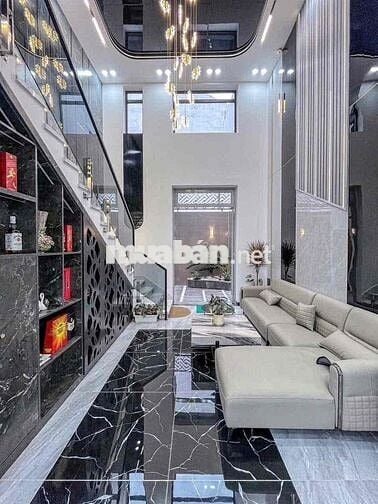 NHÀ 2 LẦU MỚI MẶT TIỀN ĐƯỜNG NGUYỄN ĐỆ, NINH KIỀU GIÁ 8 tỷ 600 triệu