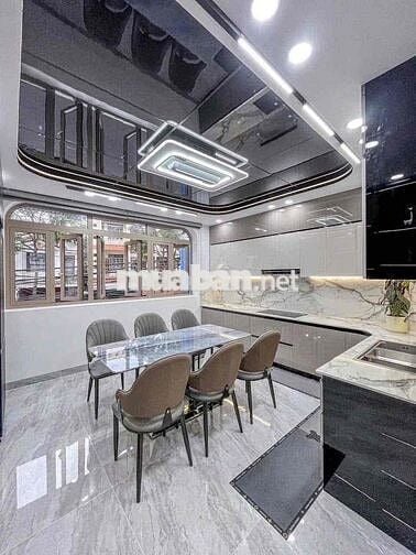 NHÀ 2 LẦU MỚI MẶT TIỀN ĐƯỜNG NGUYỄN ĐỆ, NINH KIỀU GIÁ 8 tỷ 600 triệu