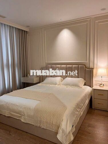 Bán gấp căn 2PN 10 tỷ, 82m2, toà Landmark, Có sổ tại Vinhomes Central