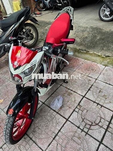 Suzuki Satria 150 2022 Trắng Đen Đỏ
