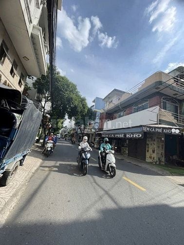 HÀNG KHAN HIẾM: MẶT TIỀN NGUYỄN HỒNG ĐÀO P.14 TÂN BÌNH