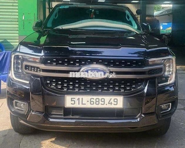 Chính chủ bán Ford Ranger XLS 2024 11.500 km Đen