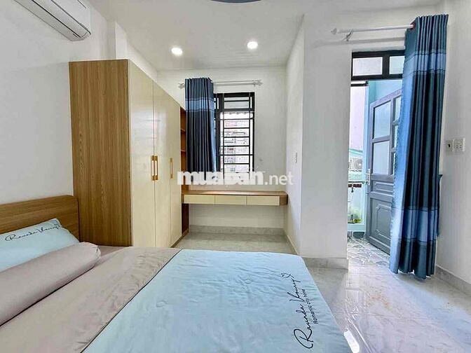 NHÀ 4 TẦNG HẺM  XE HƠI NGAY  CHỢ HẠNH THÔNG TÂY GIÁ : 6 .95 TỶ .