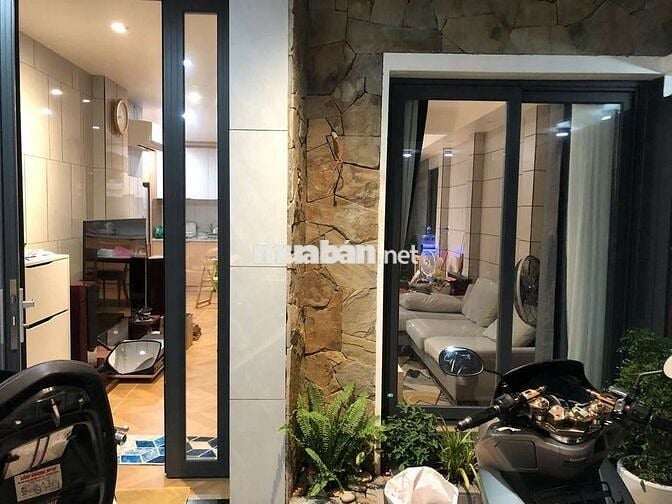 Bán nhà hẻm Phạm Thế Hiển Phường Bình Đông (Phường 6 Quận 8 cũ).