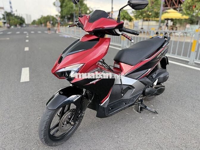 Honda Air Blade 2017 Chính Chủ BSTP máy êm đẹp 96%