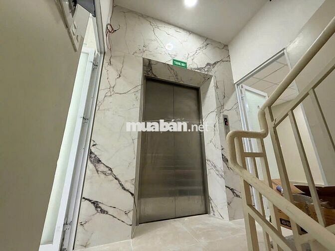 NHÀ ĐẸP ỐP KÍNH- 339C Nguyễn Thái Bình, P12, TB - Sàn Suốt- Ngang 5,5m