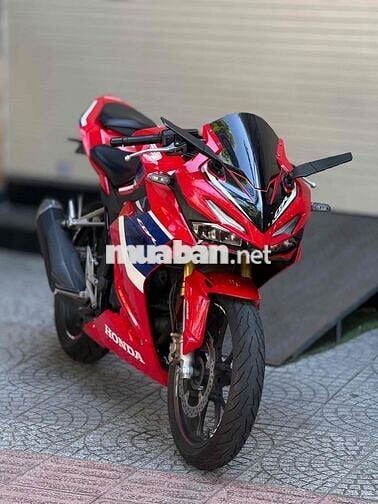 Honda CBR150R ABS 12.000km Chuẩn Zin