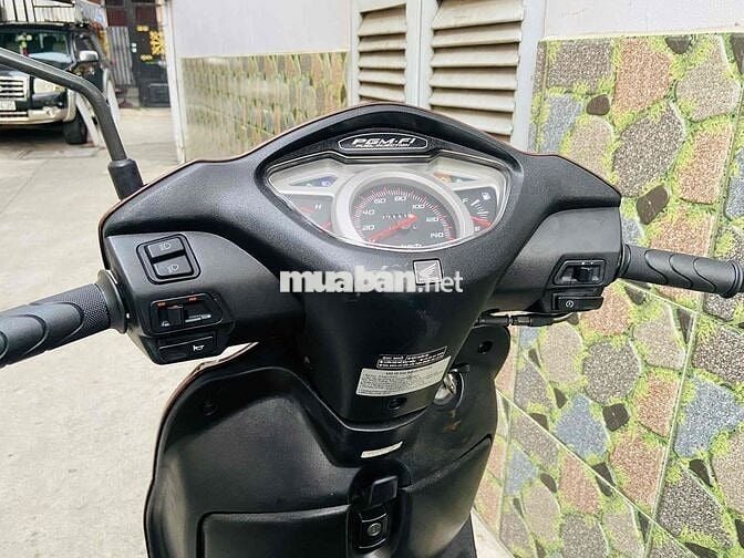 Honda Lead FI cuối 2012 tem râu, bstp chính chủ