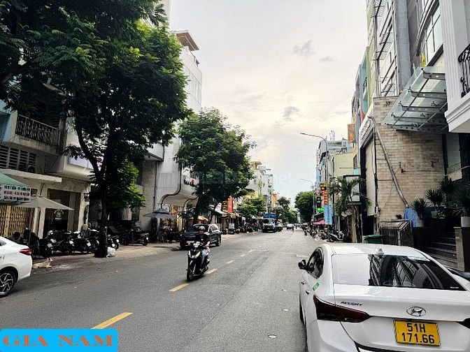 BÁN NHÀ MẶT TIỀN KINH DOANH : 286 NGUYỄN THIỆN THUẬT - P. 3 - Q. 3 