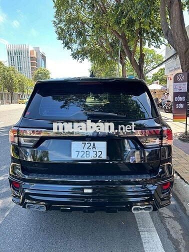 Ford Everest 2023 Đen 7 chỗ SUV