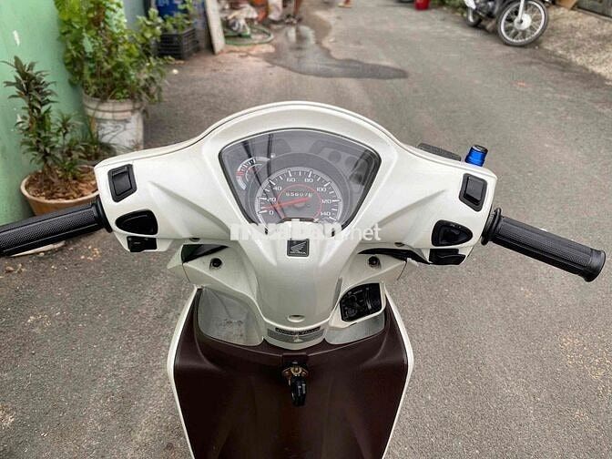 Honda Vision 2016 Trắng zin êm nguyên bản bstp