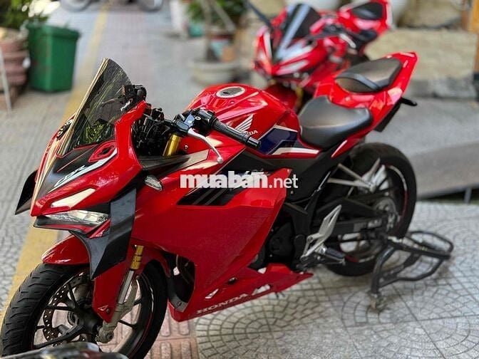 Honda CBR150R ABS up nhiều đồ chơi
