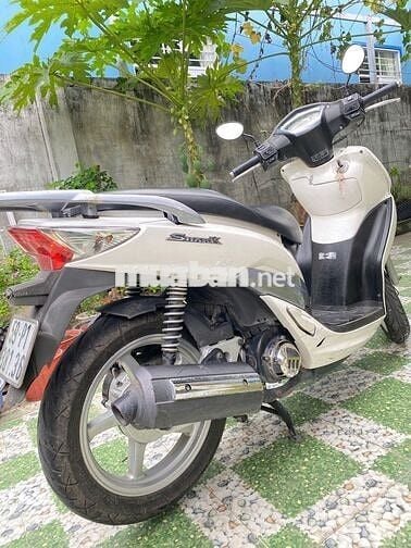 SYM Shark Trắng Xe tay ga