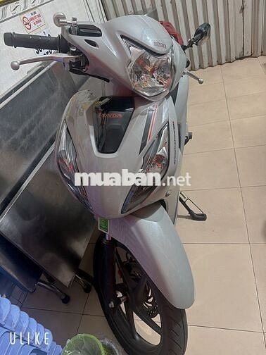 Honda Vision 2025 Thể thao Xám 480 km 99% mới