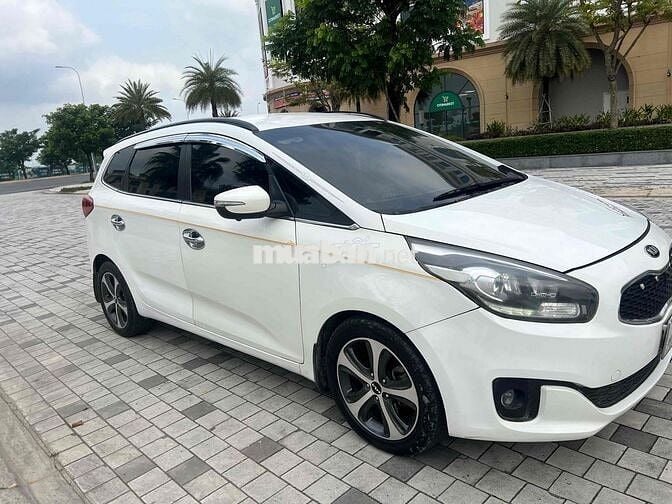 Kia Rondo 2016 Tự động Dầu 89000 km Trắng