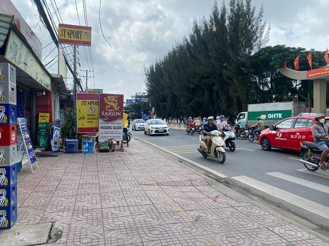 Mặt tiền 199 NGUYỄN VĂN TĂNG, P. LONG BÌNH, TP.HCM