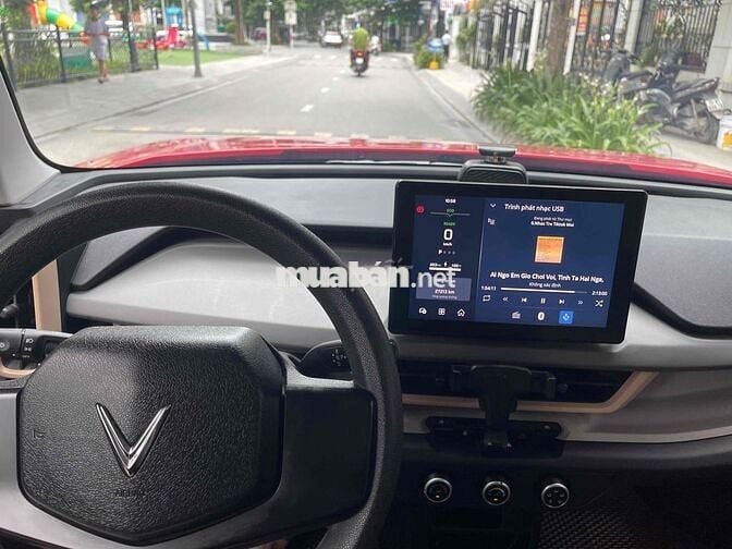 VinFast VF3 2024 Điện Đỏ 2 v km