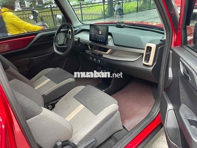 VinFast VF3 2024 Điện Đỏ 2 v km