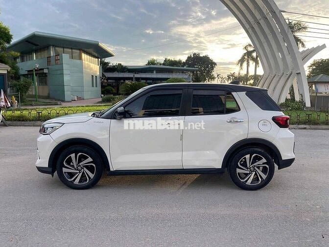 Toyota Raize 2023 Trắng 40000 km Nhập khẩu