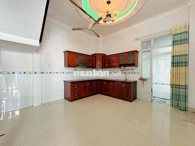 CHO THUÊ NHÀ NGUYÊN CĂN MẶT TIỀN HẺM 1545 LÊ VĂN LƯƠNG NHÀ BÈ