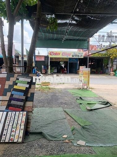 bán gấp lô đất đường nhựa kinh doanh 100m2 ở Trảng Bàng giá 650 triệu.