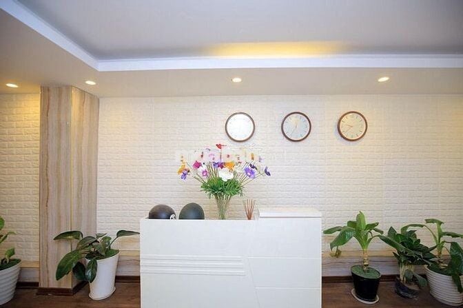 Toà nhà căn hộ phố Liễu Giai, Linh Lang cho thuê căn hộ gần Lotte.