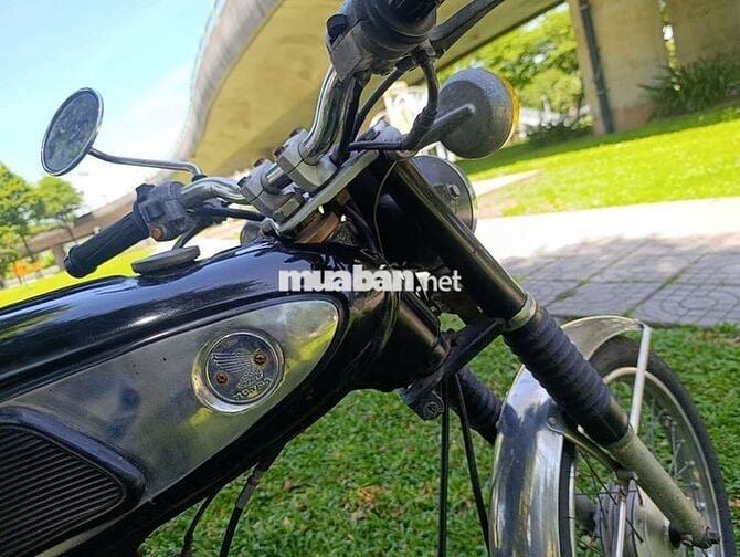 Honda Thể thao Đen Xăng