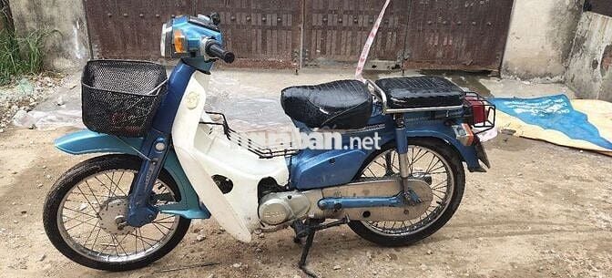 Honda Cub 82 50 Xanh trắng