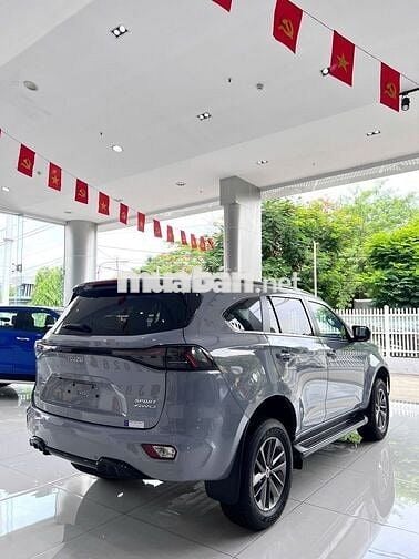 Isuzu MU-X  7 chỗ / 2025 / Màu xám