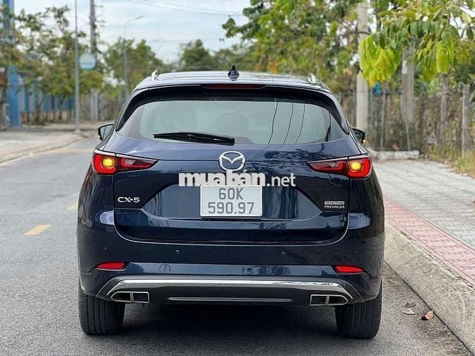 Mazda CX5 Premium Exclusive 2.0 AT 2024 Xanh đen