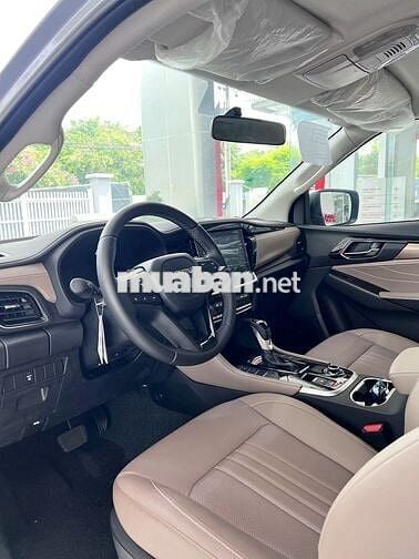Isuzu MU-X  7 chỗ / 2025 / Màu xám