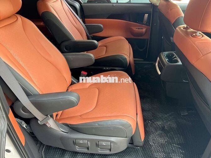 KIA CARNIVAL SIGNATURE 2024 Trắng 12.000 km