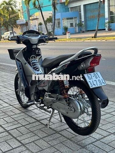 Fu neo Fi 208 dọn Wave i biển 67