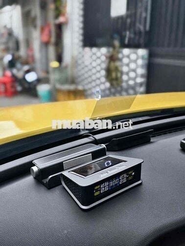 Vinfast VF3 2025 Vàng Pin thuê xe đẹp bao check