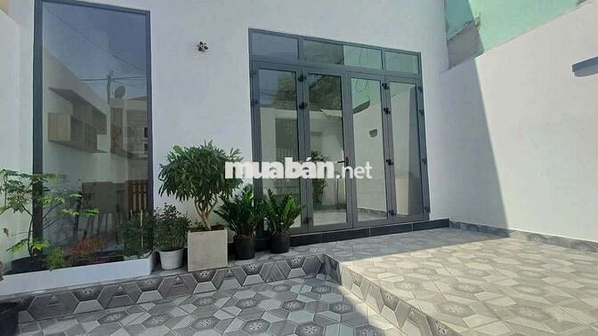 CHO THUÊ NHÀ NGUYÊN CĂN DT 6×12 CÓ 2PN, 1WC. HẺM XE HƠI, AN NINH TỐT