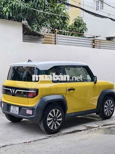 Vinfast VF3 2025 Vàng Pin thuê xe đẹp bao check