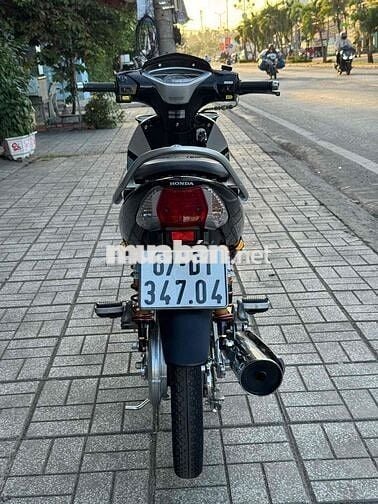 Fu neo Fi 208 dọn Wave i biển 67