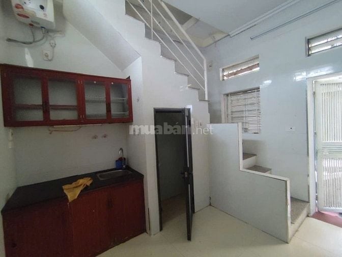 Cho thuê nhà điện nước giá nhà dùng.