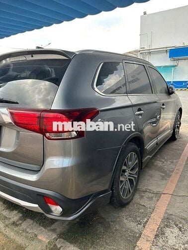 Outlander 2019 2.0Premium Full Hãng