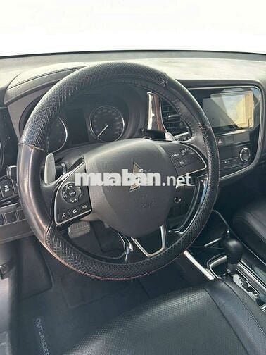Outlander 2019 2.0Premium Full Hãng